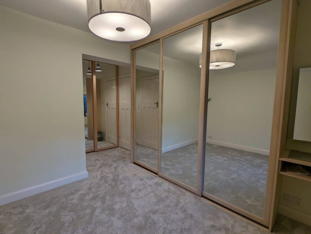 Photo of mirror door sliding wardrobes